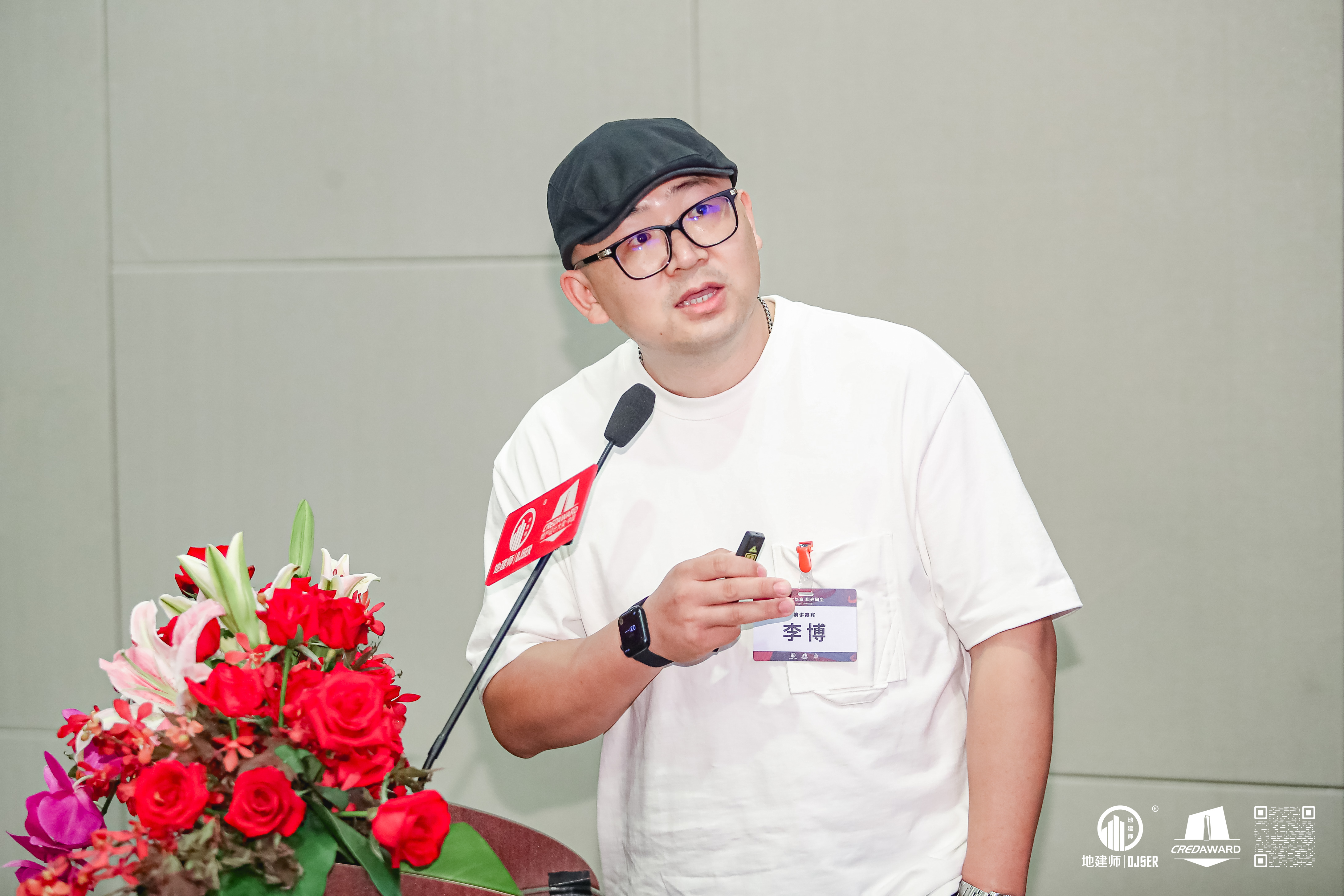 70341835.jpg